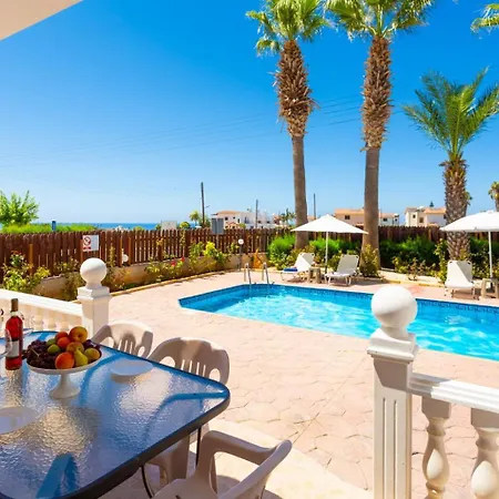 Villa Queens Paradise 1