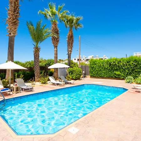 Villa Queens Paradise 1