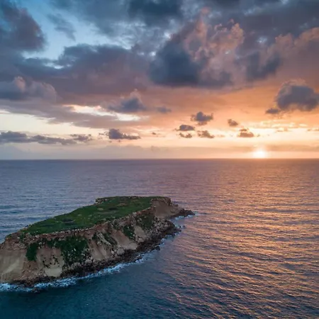 Villa Queens Paradise 1 *