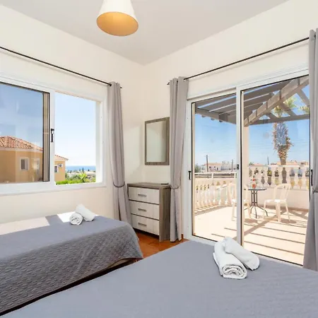 Villa Queens Paradise 1