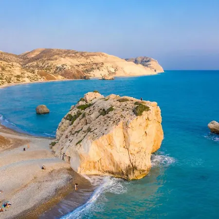 Queens Paradise 1 Peyia