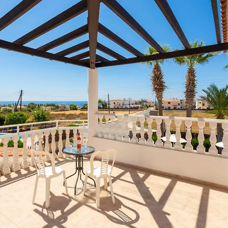 Queens Paradise 1 * Peyia