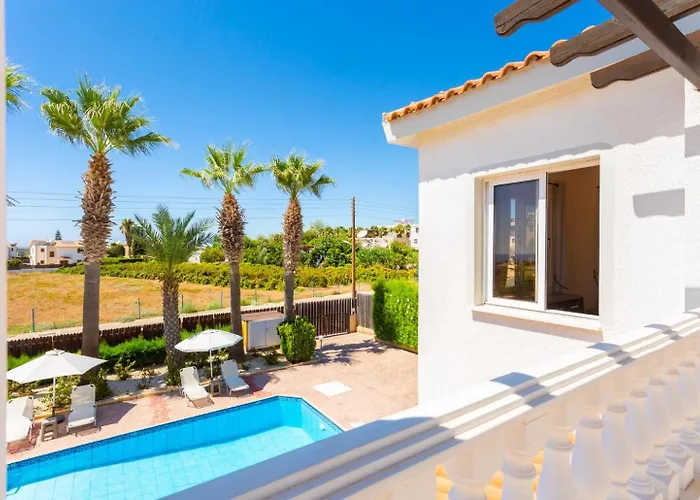 Queens Paradise 1 Vila