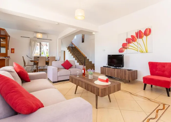 Queens Paradise 1 Villa