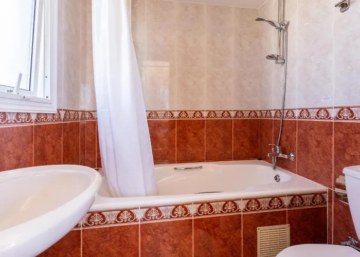 Queens Paradise 1 Vila