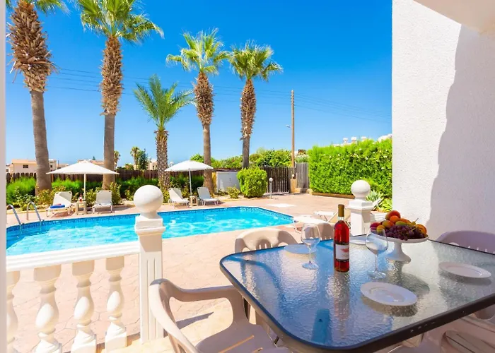 Villa Queens Paradise 1 Peyia